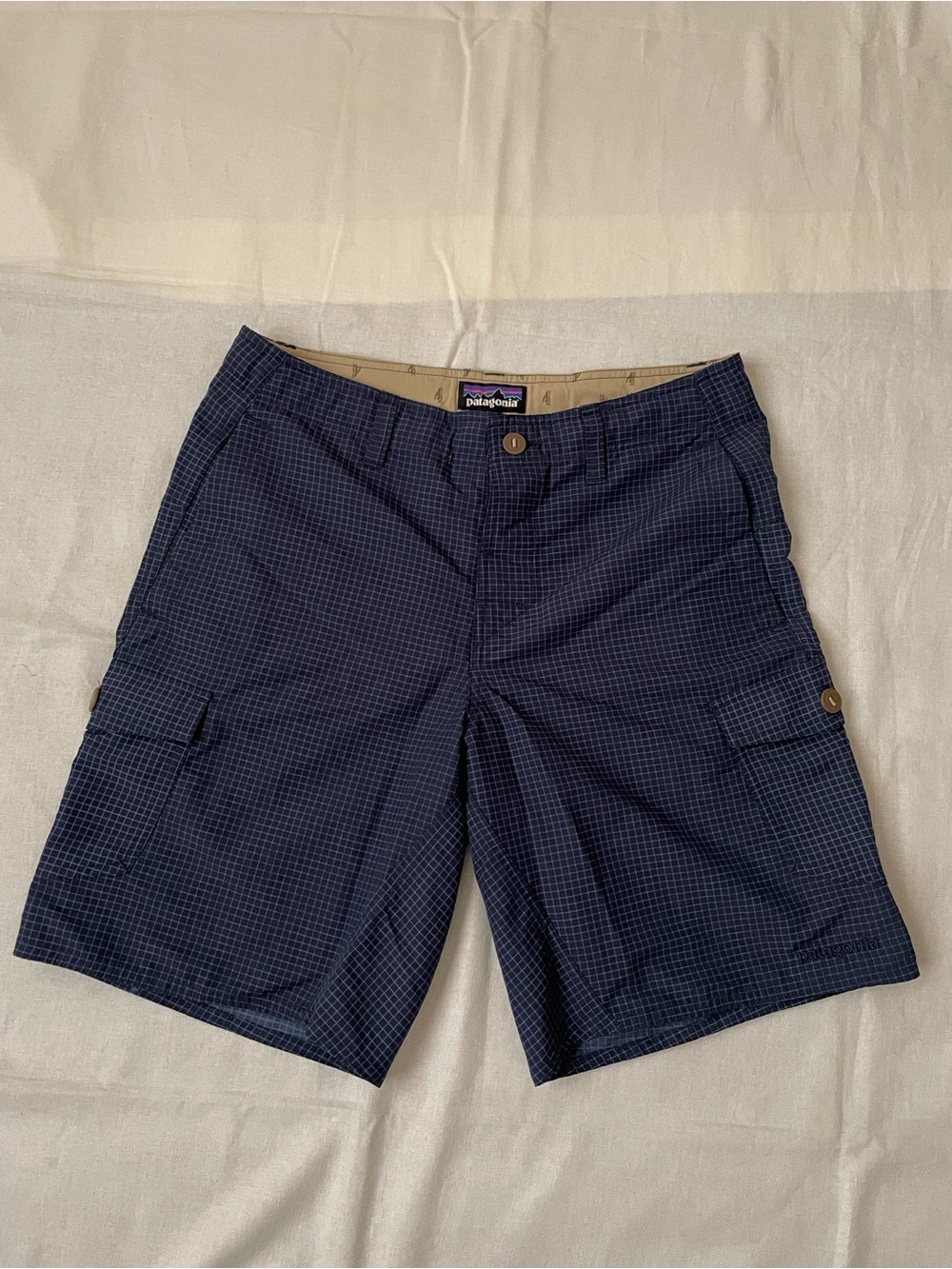 Patagonia men’s Navy Grid Cargo Shorts